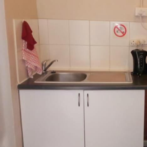 Glen Lilly Self Catering Lägenhet Parow Exteriör bild