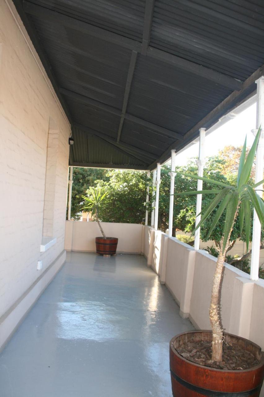 Glen Lilly Self Catering Lägenhet Parow Exteriör bild